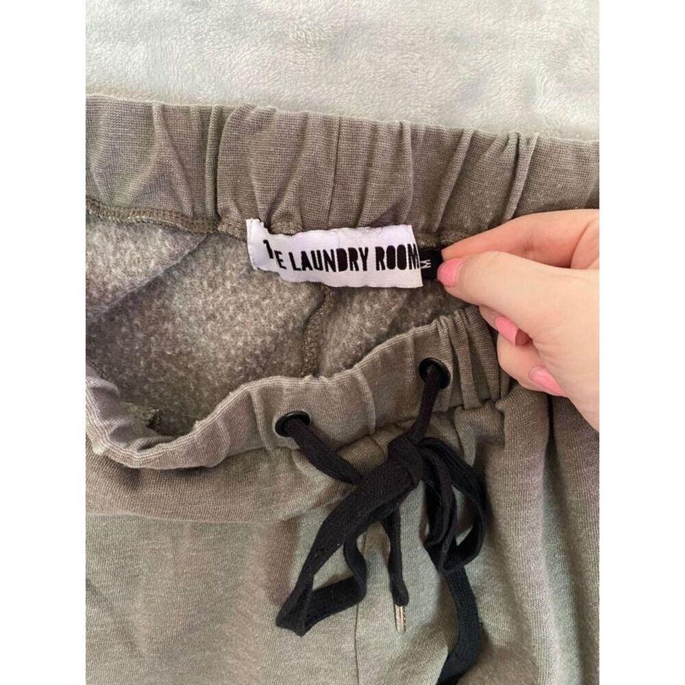 NWT The Laundry Room Grommets Jogger Pants Gray Size M Loungewear - Picture 7 of 11